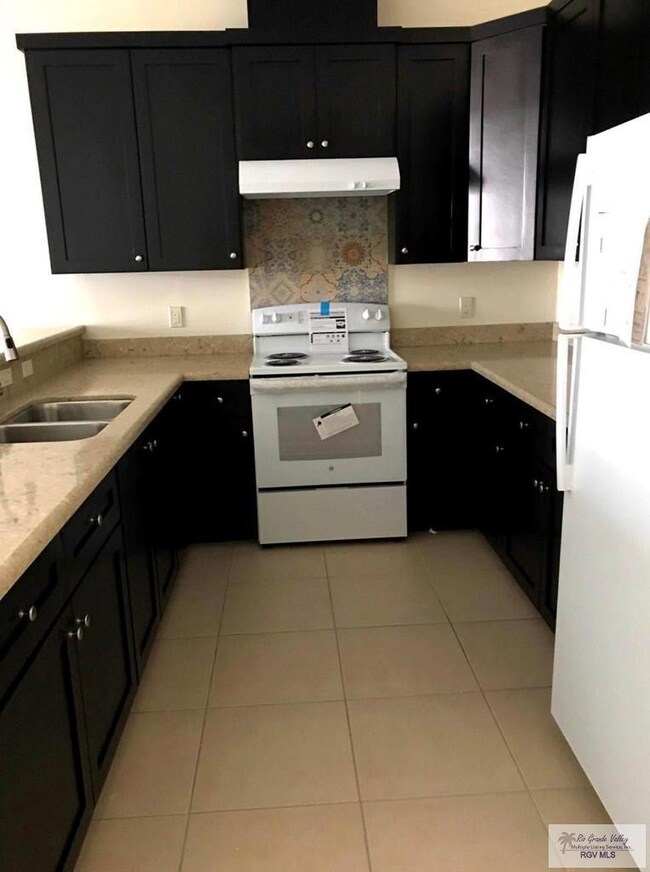 4305 Ramona Cir unit B, Harlingen, TX 78550 - photo 3