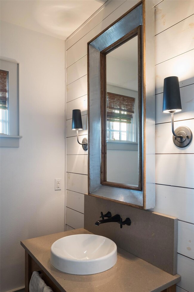 6203 Velasco Ave, Dallas, TX 75214 - photo 5