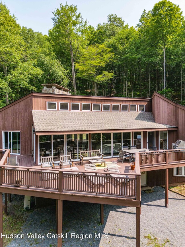 Lost Clove Mountain House - summer exter