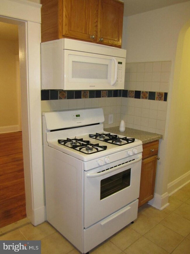 2912 Fleetwood Ave, Baltimore, MD 21214 - photo 5