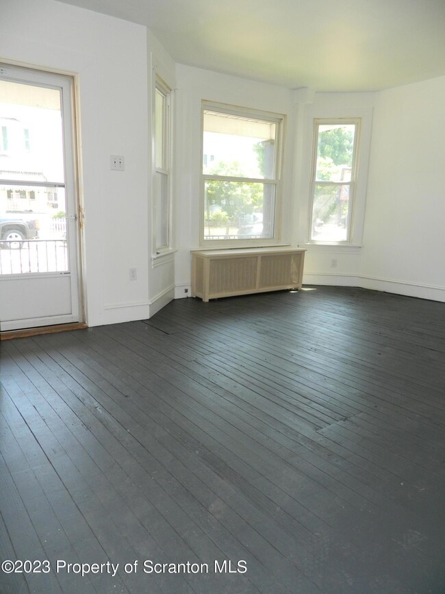 1509 Price 1st Floor St, Scranton, PA 18504 - photo 4