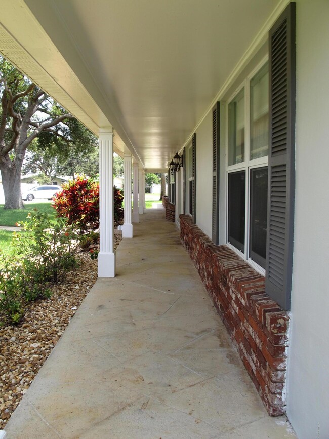 Front Porch Right