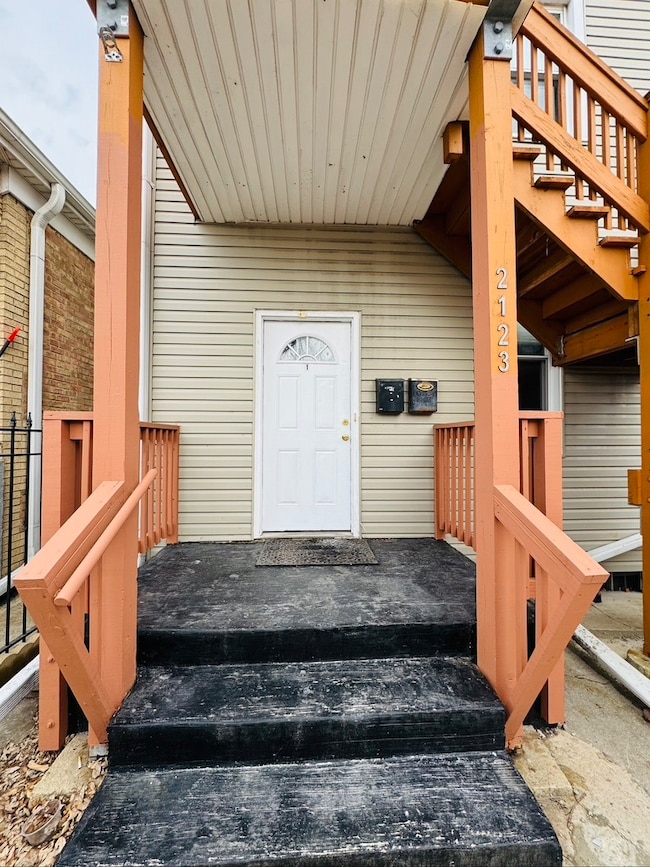 2123 N Mango Ave unit 1, Chicago, IL 60639 - photo 2