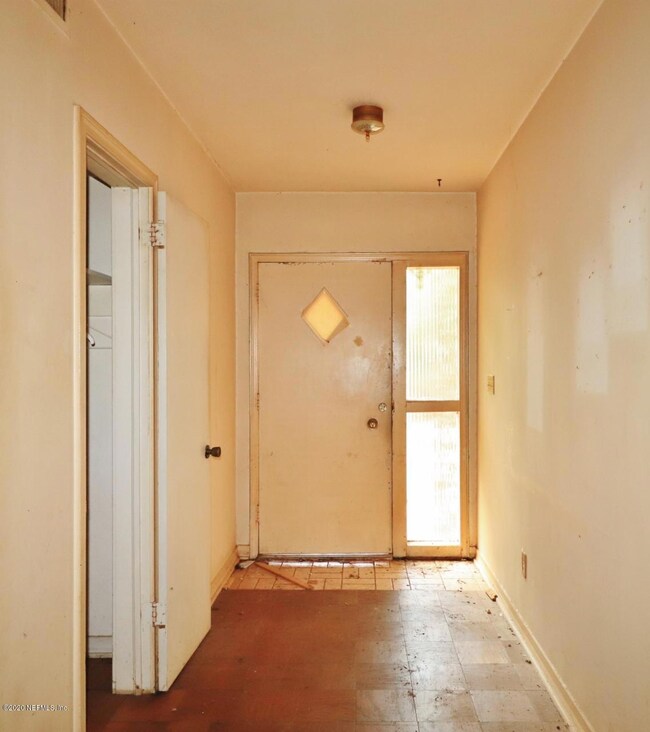 2515 Ironwood Dr, Jacksonville, FL 32216 - photo 6