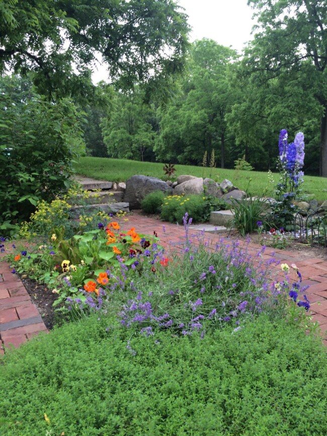 patio with flowers