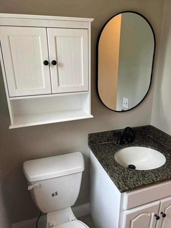 8 S Bowlder St unit 8B, Uxbridge, MA 01569 - photo 7