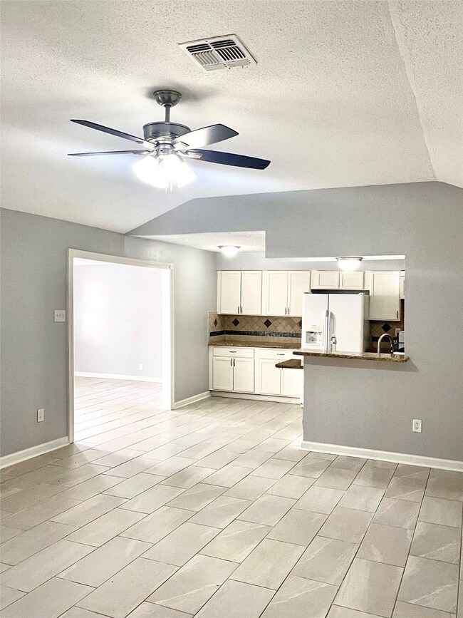 10330 Mountain Park Dr, Houston, TX 77086 - photo 5