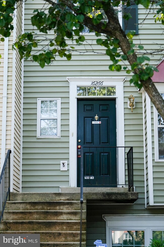 16266 Taconic Cir unit 106D, Dumfries, VA 22025 - photo 7