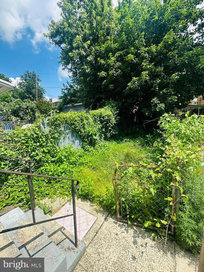 656 Rutherford Ave, Trenton, NJ 08618 - photo 5