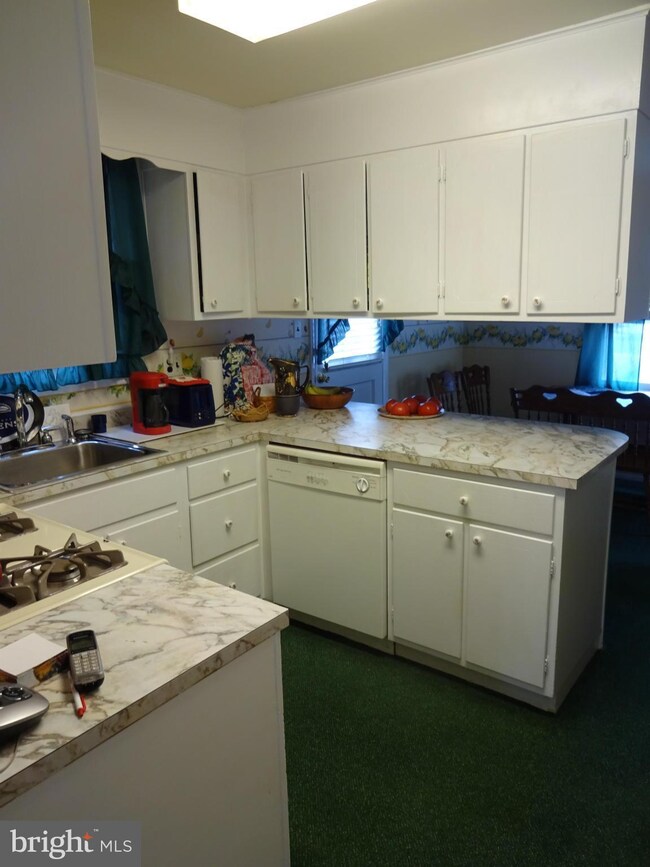 9515 Perry Brook Ct, Nottingham, MD 21236 - photo 5