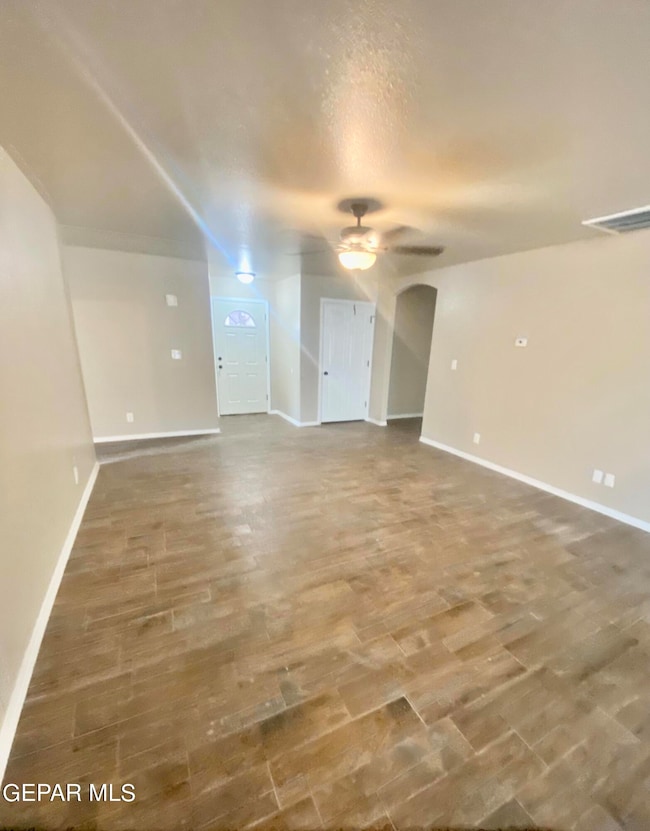 569 Gallagher St, El Paso, TX 79915 - photo 5