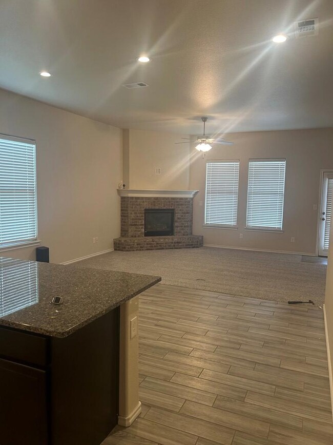 1023 E 90th St, Odessa, TX 79762 - photo 4