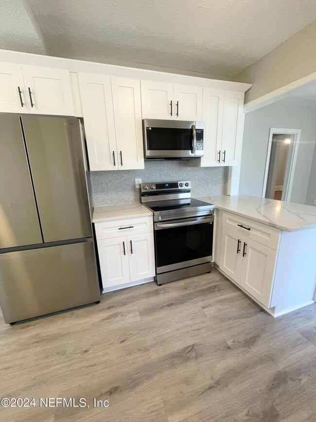 4633 Kingsbury St, Jacksonville, FL 32205 - photo 7