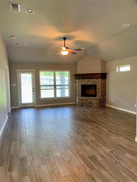 4600 Sapphire Ln, Granbury, TX 76049 - photo 4