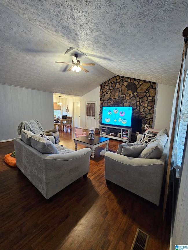 409 Russell Ln, Weaver, AL 36277 - photo 5