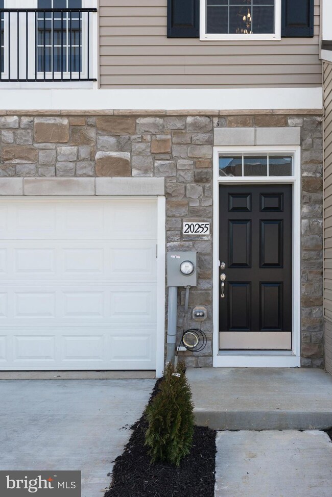 20257 Capital Ln, Hagerstown, MD 21742 - photo 3
