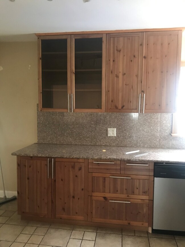 1796 Stewart Ave, Des Plaines, IL 60018 - photo 3