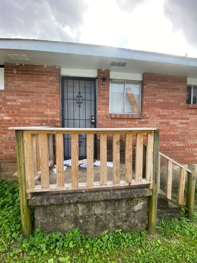 Side Porch