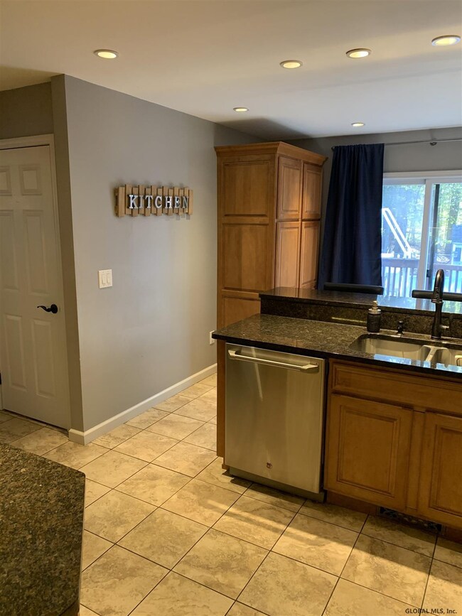 34 Whirlaway Blvd, Gansevoort, NY 12831 - photo 7