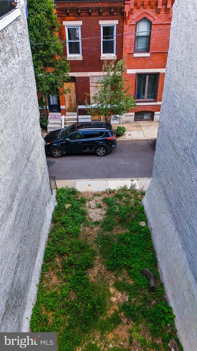 1240 N Hollywood St, Philadelphia, PA 19121 - photo 5