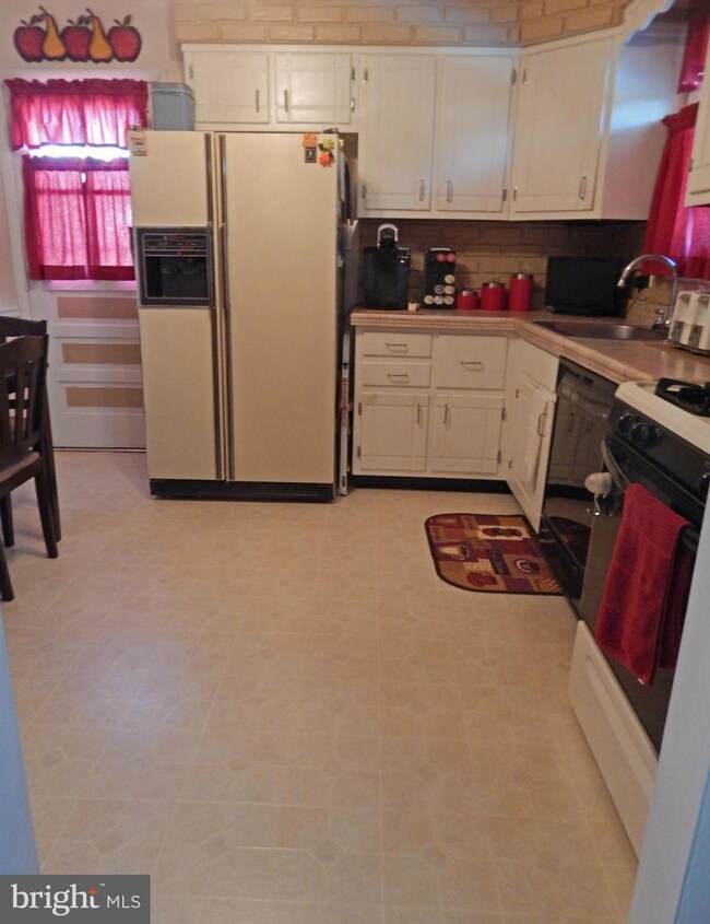 3510 Quatman Ave, Parkville, MD 21234 - photo 6