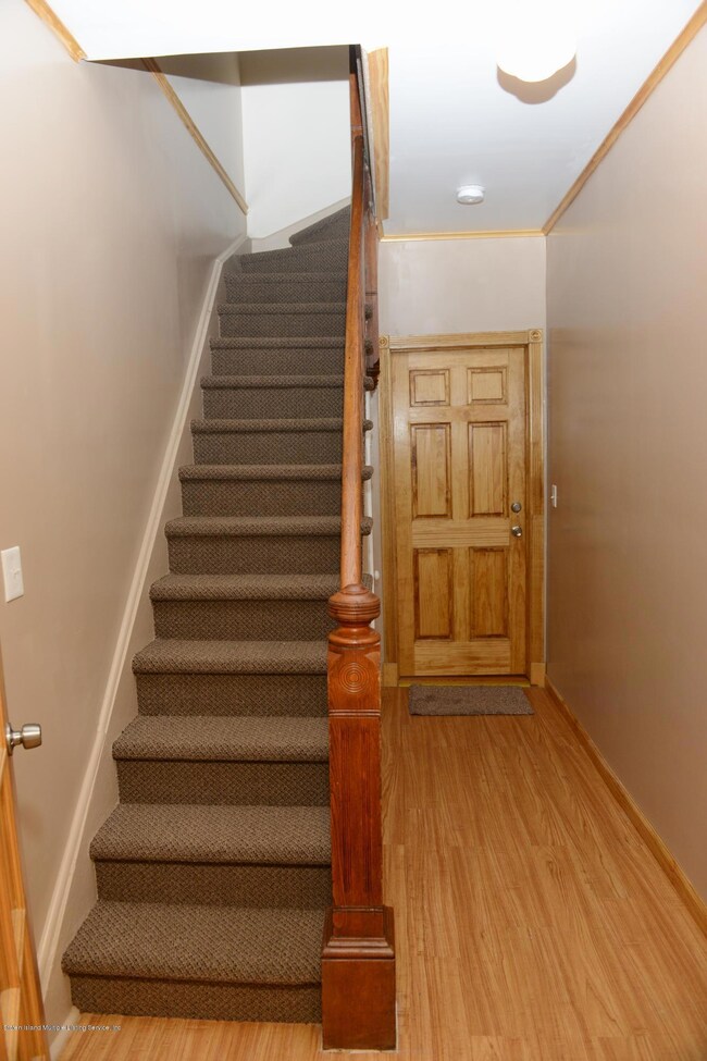 503 Vanderbilt Ave, Staten Island, NY 10304 - photo 6