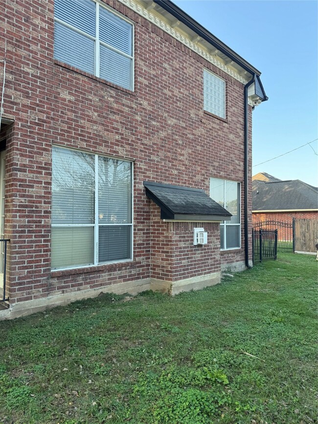 unlisted-address, Rosharon, TX 77583 - photo 3