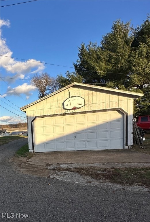 720 Pine St, Coshocton, OH 43812 - photo 5