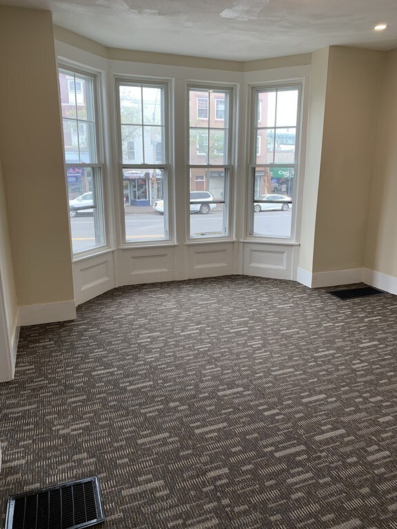 9 Park St unit 1, Chelsea, MA 02150 - photo 3