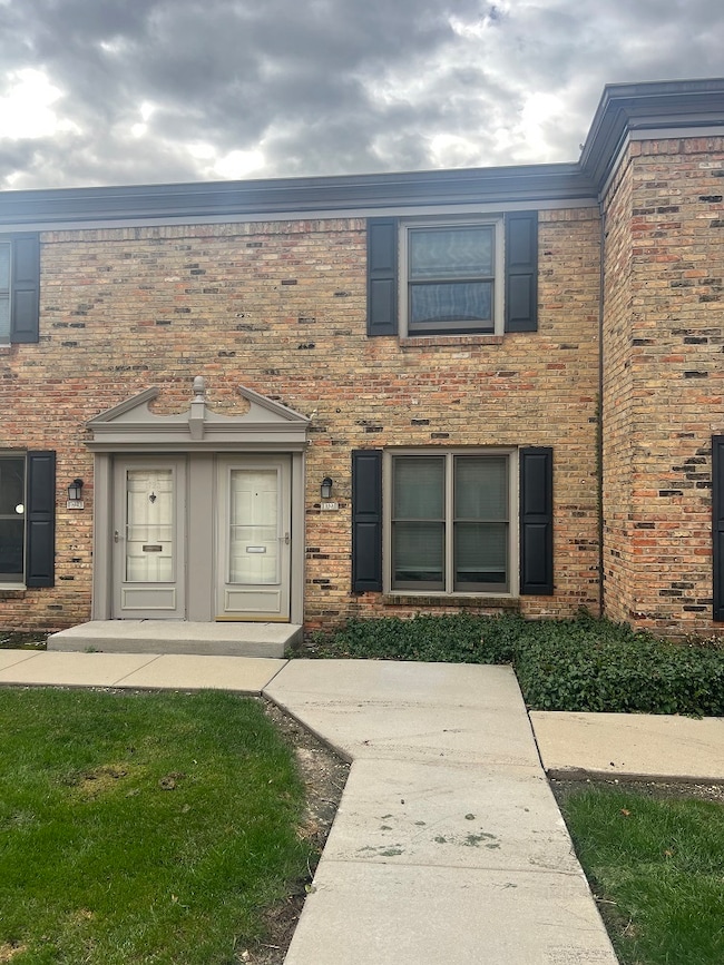 1727 Sessions Walk unit 1727, Hoffman Estates, IL 60169 - photo 2