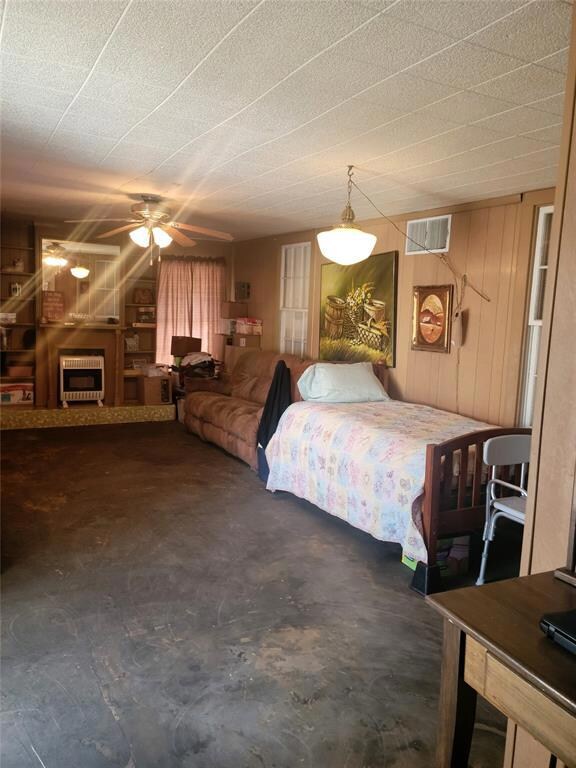 1100 N Morris St, Gainesville, TX 76240 - photo 7