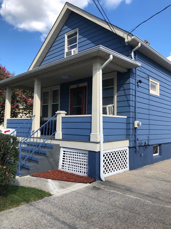 708 Raritan Ave, Perth Amboy, NJ 08861 - photo 2