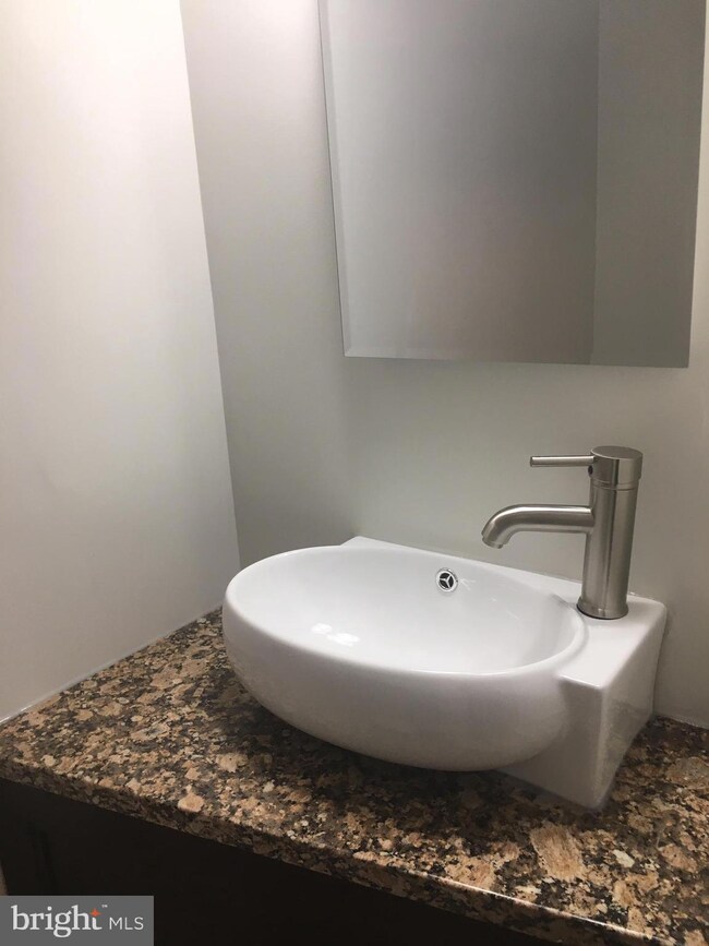 28 Daimler Dr unit 68, Capitol Heights, MD 20743 - photo 6