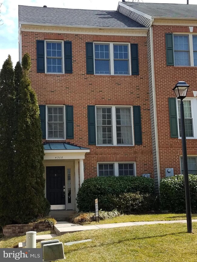 4308 Thomas Brigade Ln, Fairfax, VA 22033 - photo 2