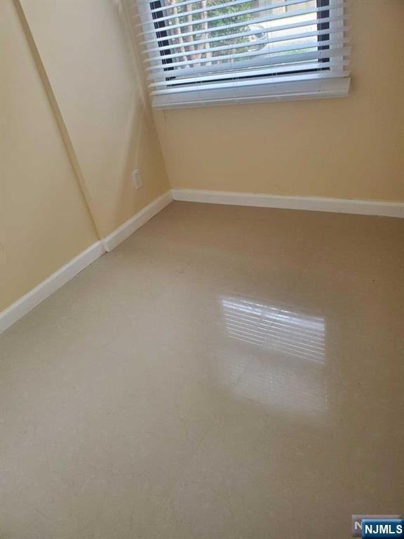 570 North Ave unit C, Fort Lee, NJ 07024 - photo 6