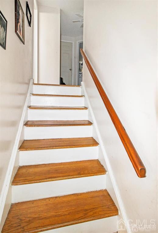 17 Starlit Dr, Middlesex, NJ 08846 - photo 6