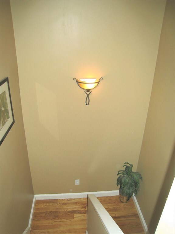 38 Dale St unit 38, Andover, MA 01810 - photo 6