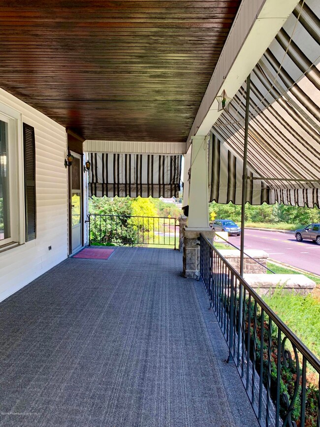 853 N Main Ave, Scranton, PA 18504 - photo 2
