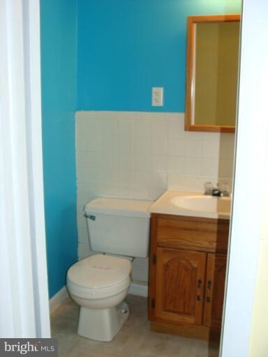 333 W 11th St, Front Royal, VA 22630 - photo 4