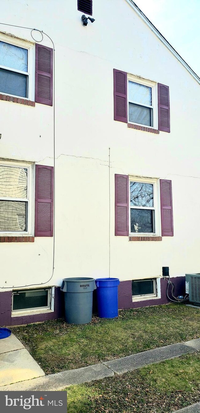 139 Park Ave, Gloucester City, NJ 08030 - photo 2