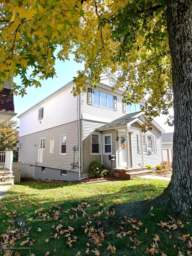 25 Renwick Ave, Staten Island, NY 10301 - photo 3