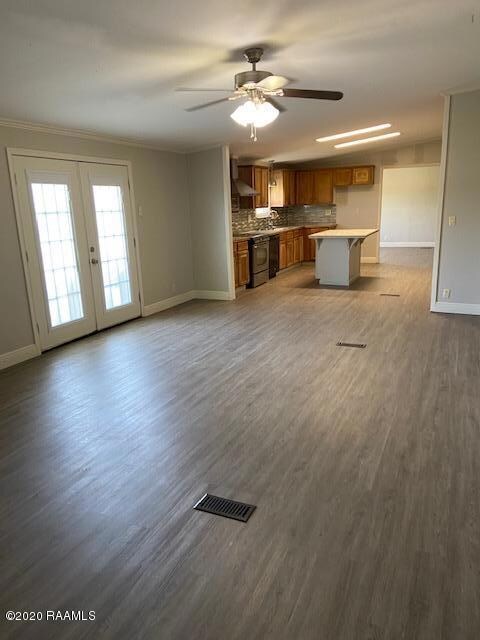 427 St Henry Dr, Eunice, LA 70535 - photo 5