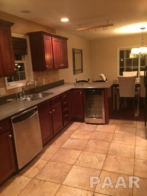 4614 N Weaverridge Blvd, Peoria, IL 61615 - photo 4