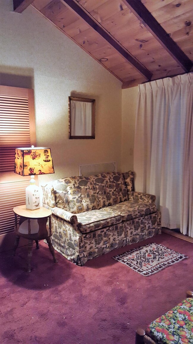 Living Room - 3