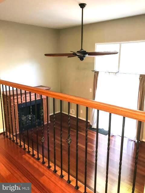 11928 Travistock Ct, Reston, VA 20191 - photo 3