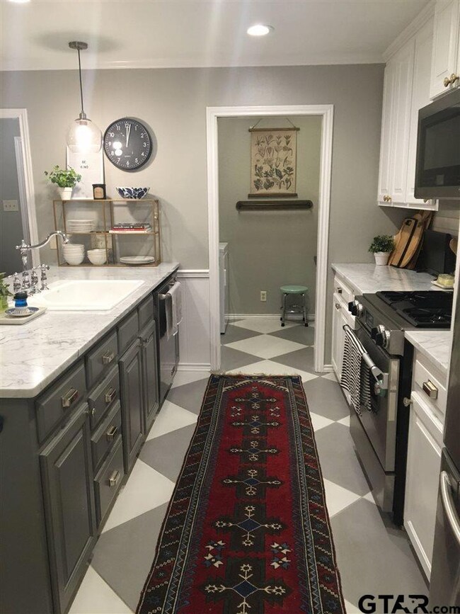 6007 6007 Stoneleigh Dr, Tyler, TX 75703 - photo 6