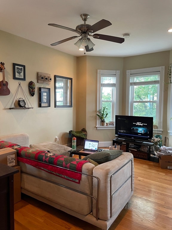 470 E 6th St, Boston, MA 02127 - photo 2