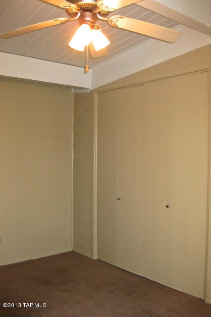 Large Closets Vaulted Ceiling Bedrooms
