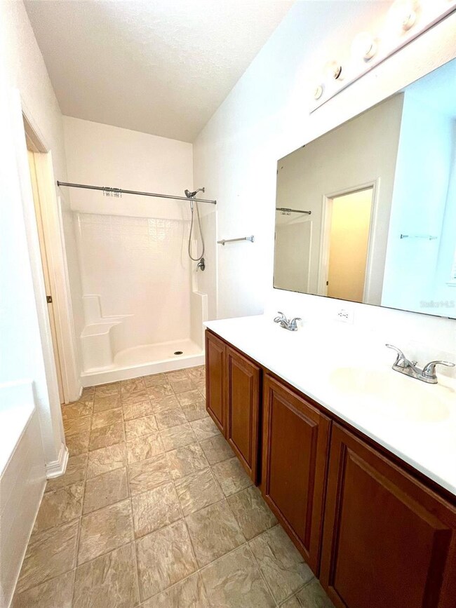 5588 Sycamore Canyon Dr, Kissimmee, FL 34758 - photo 7