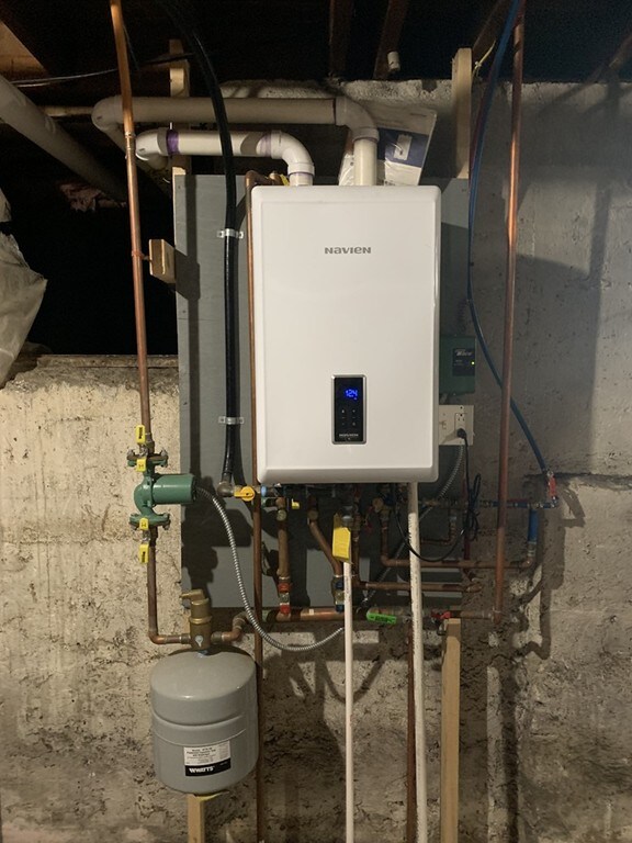 132 June St, Worcester, MA 01602 - photo 5